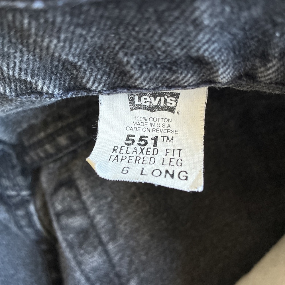 Vintage Levi's 551 Women's 6 Long Relaxed Fit Tapered Leg Jeans High Rise - Picture 9 of 15